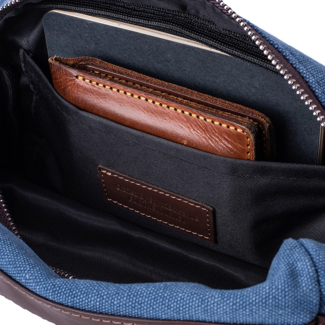 Dopp Kit Leather & Canvas lightweight handbag | Blue & Brown - Spiš.