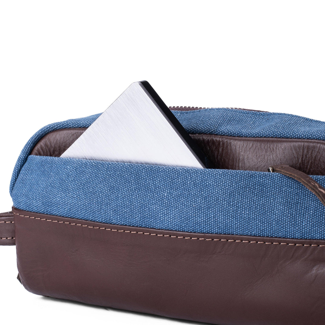 Dopp Kit Leather & Canvas lightweight handbag | Blue & Brown - Spiš.