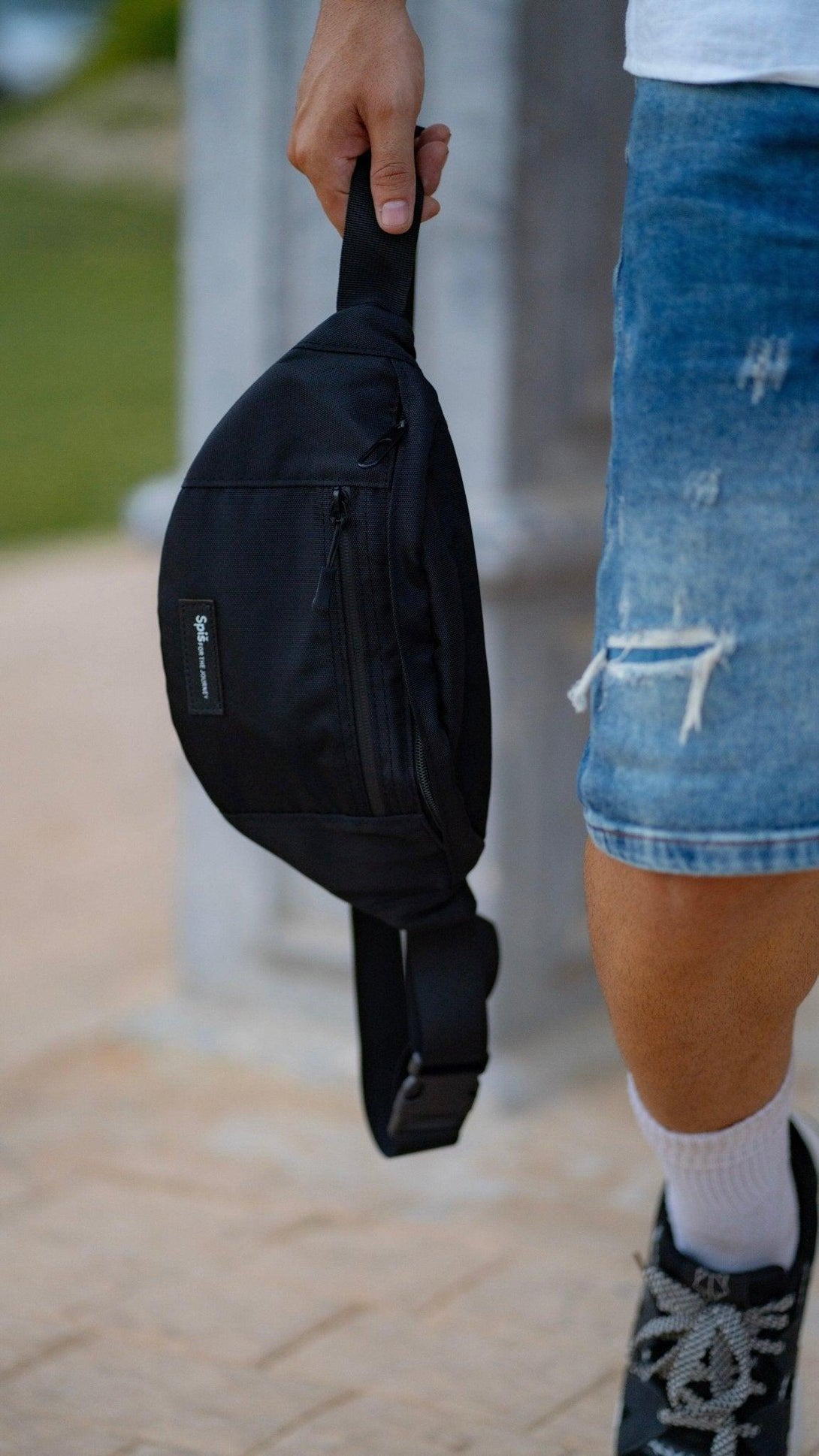 Bailey Fanny Pack - waist bag- holded - Black - Spiš.