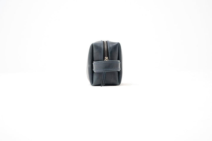 Petroleum Blue Cupola Leather Travel Pouch - Spiš.